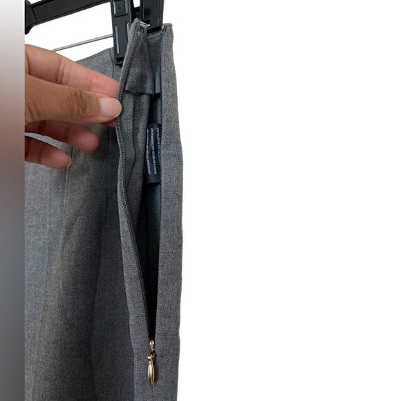 Club Monaco Gray Linnzie Career Gold Button Embellished Cropped Pants Size 10 - Picture 7 of 11